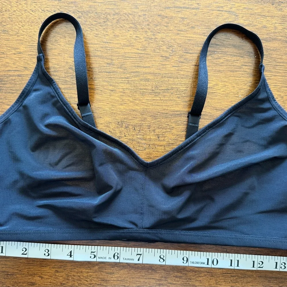 Negative Sieve Non-Wire Bra - Picture 2 of 5